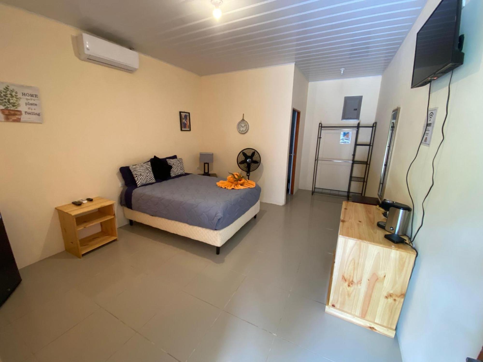 Отель Grand Park Manuel Antonio - Adults Only Экстерьер фото