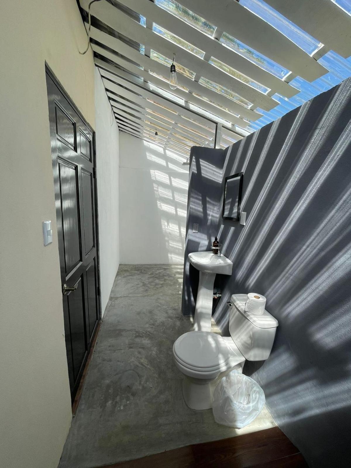 Отель Grand Park Manuel Antonio - Adults Only Экстерьер фото