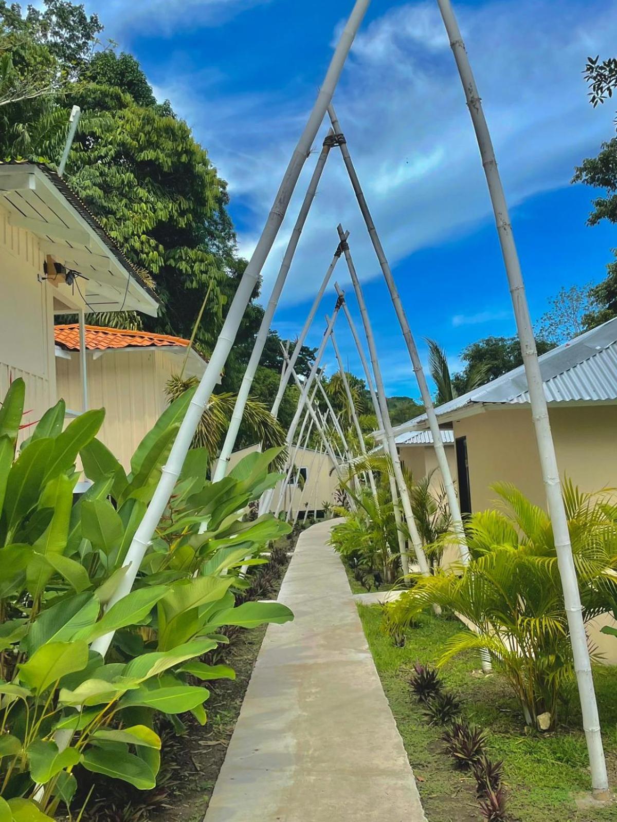 Отель Grand Park Manuel Antonio - Adults Only Экстерьер фото
